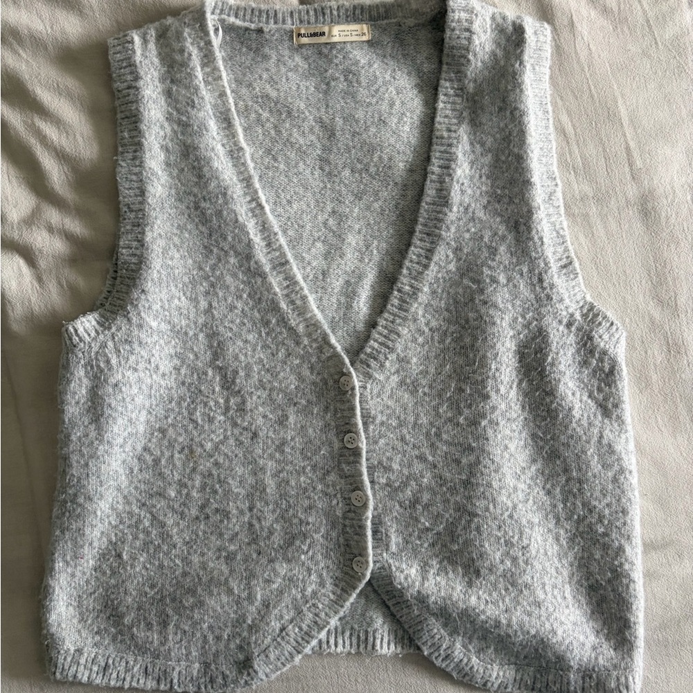 Pull&Bear Light Gray Knit Vest with Button Front